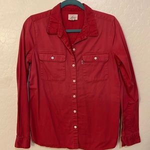 Women’s Levi’s long sleeve button down